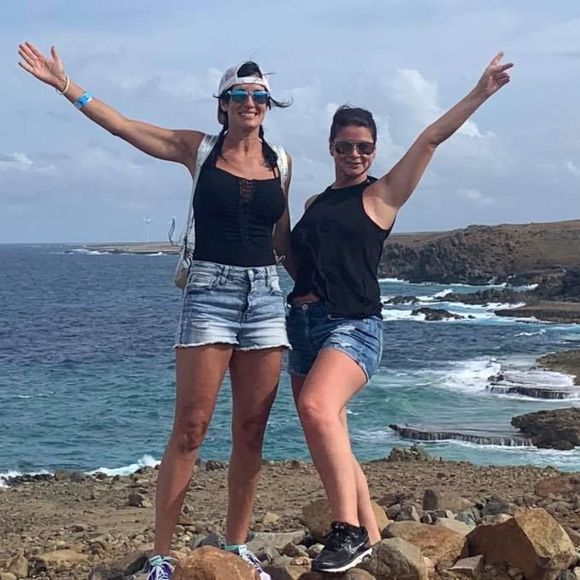 Meet your Posher, Lesa - Picture 1 of 1